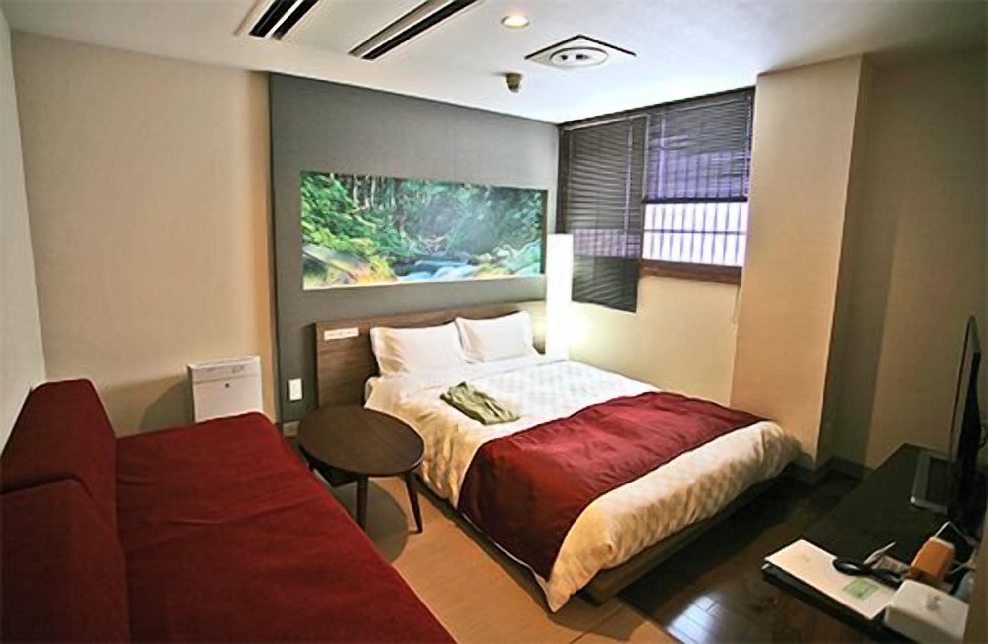 Hiroshima Intelligent Hotel Stadium Mae Esterno foto